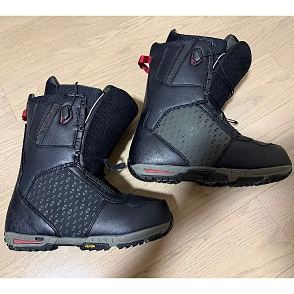 burton imperial snowboard boots stores Men's Boot, Black, 15 A medium flex that finds the balance of progressive riding and forgiving feel for all day comfort and all NEW $300 Burton Imperial Mens
